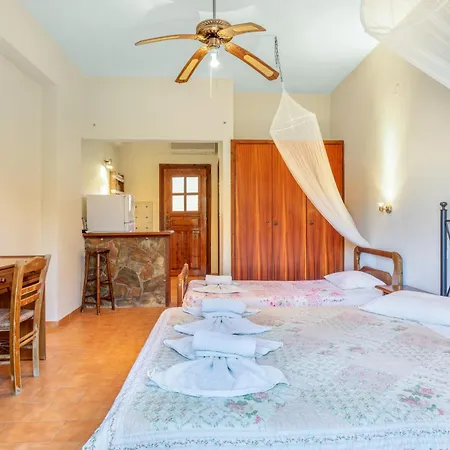 Castellos Bellos 3 Marathias (Zakynthos)